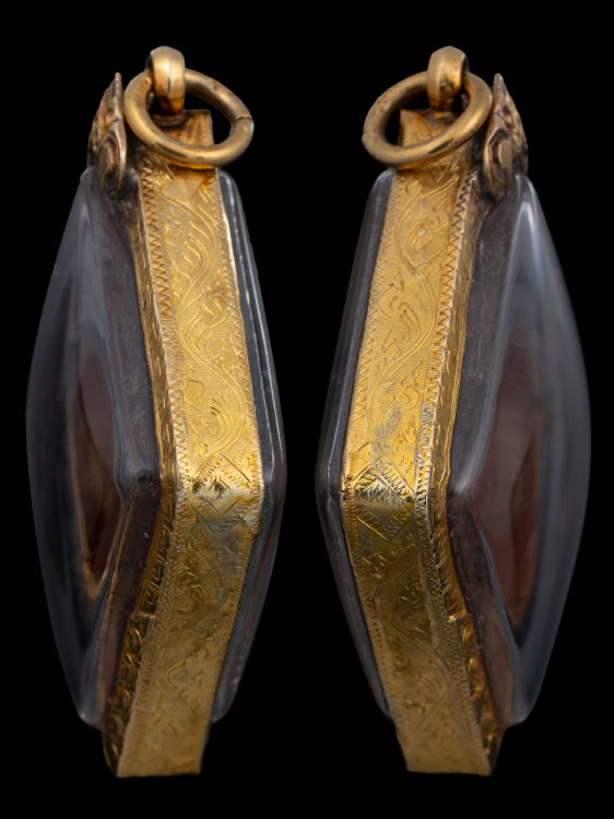 เหรียญกรมหลวงชุมพรฯ หลวงปู่ทิม ปี18 พร้อมเลี่ยมทอง-1