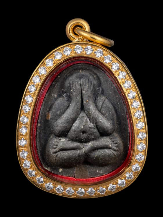 พระปิดตาหลวงปู่โต๊ะ หลังยันต์ดวงเล็ก ปี21 พระสภาพสวยเต็มฟอร์ม พร้อมเลี่ยมทอง