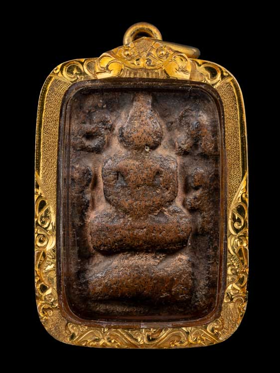 พระหลวงพ่อปาน วัดบางนมโค พิมพ์ทรงปลาหมอใหญ่ พร้อมเลี่ยมทอง