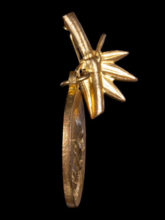 เหรียญกิ่งไผ่ หลวงพ่อเกษม สุสานไตรลักษณ์ สวยเดิม ปี18 จ.ลำปาง-1