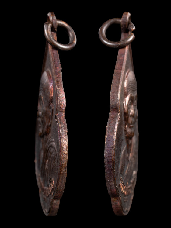 เหรียญพิทักษ์สันติราษฎร์ หลวงปู่ดุลย์ วัดบูรพาราม ปี21-1