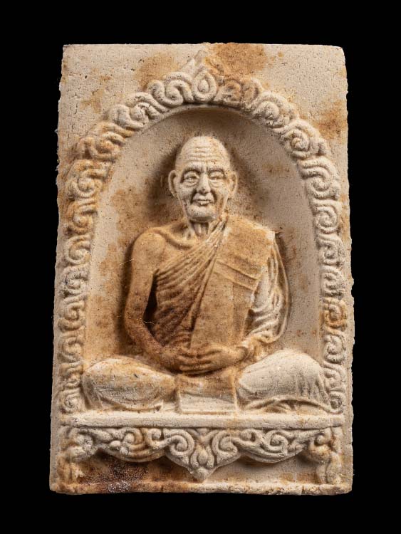 พระผงรูปเหมือนรุ่นแรก หลวงพ่อเชื้อ วัดบำเพ็ญบุญ ปี20 สวยเดิมพร้อมกล่องเดิม-1