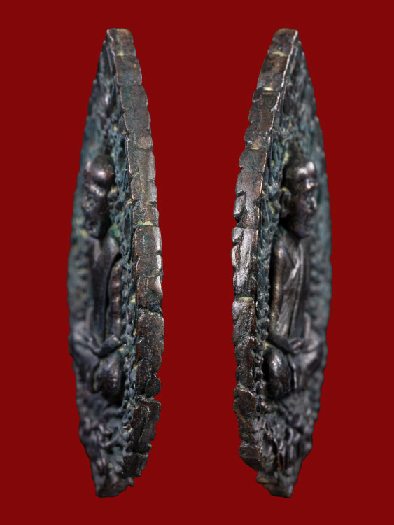 เหรียญหล่อหลวงปู่แก้ว เกสาโร วัดละหารไร่ ปี19 พร้อมกล่องเดิม-1