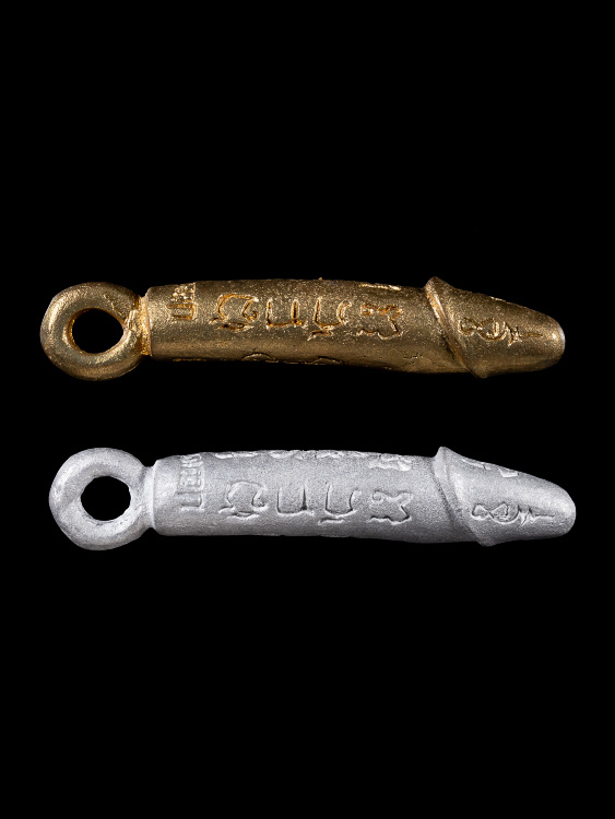 ชุดปลัดขิกหลวงพ่อยิด วัดหนองจอก พร้อมกล่องเดิม-1