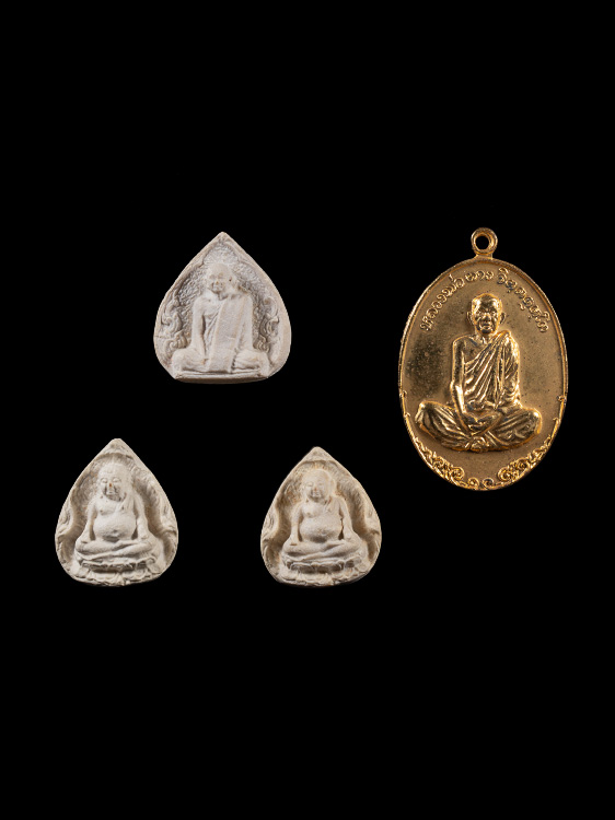 ชุดกรรมการหลวงพ่อผาง ออกวัดโพธิ์ทอง จ.บุรรีรัมย์ พร้อมกล่องเดิม-1