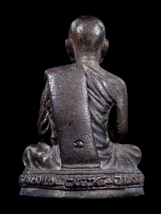 รูปหล่อหลวงปู่วิเวียร วัดดวงแข เนื้อนวะโลหะ พร้อมกล่องเดิม-1