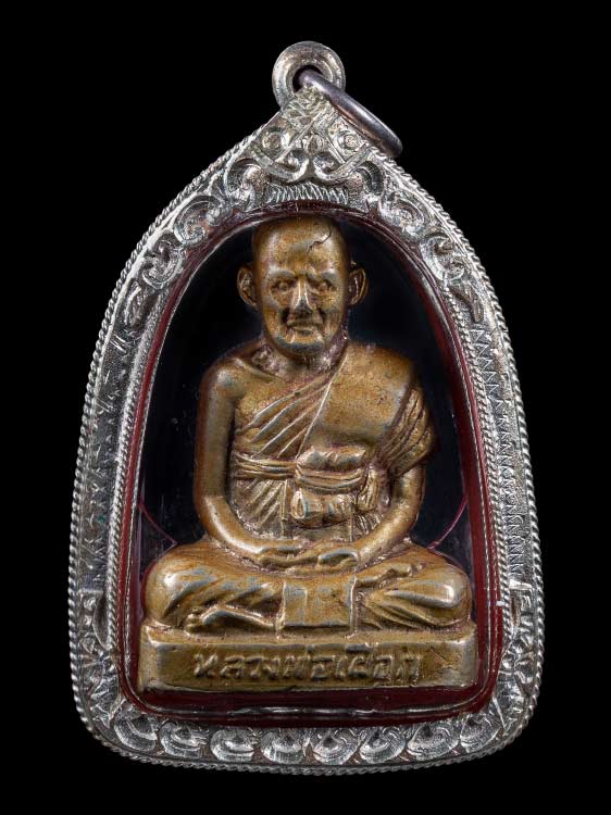 รูปเหมือนปั๊มหลวงปู่เผือก วัดกิ่งแก้ว พร้อมเลี่ยมเงิน