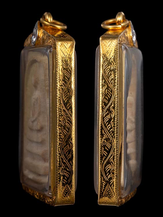 พระสมเด็จอาจารย์ฝั้น อาจาโร พร้อมเลี่ยมทอง-1