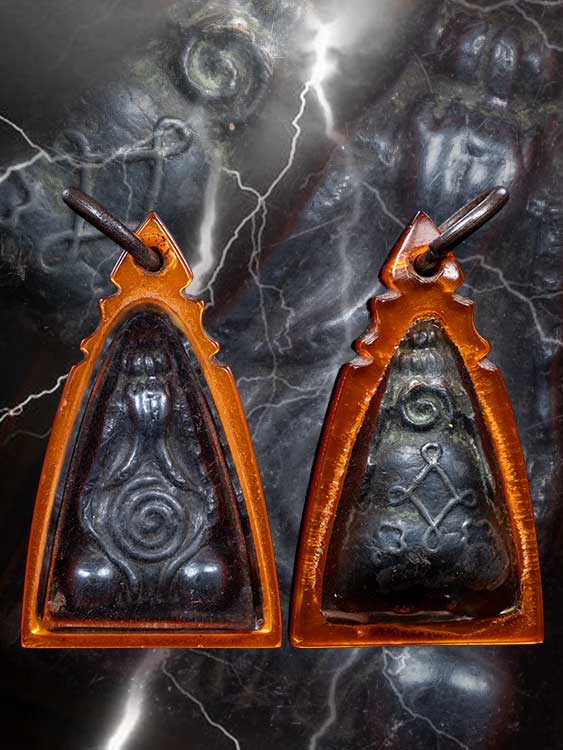 พระปิดตาหลวงพ่ออี๋ วัดสัตหีบ เนื้อเมฆพัด-1