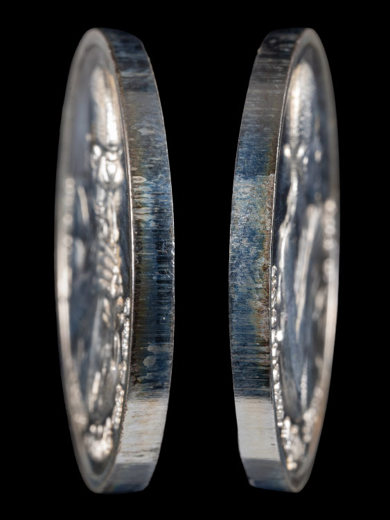 เหรียญหลวงพ่อคูณ วัดบ้านไร่ เนื้อเงิน ตะกรุดทองคำ+จีวร-1