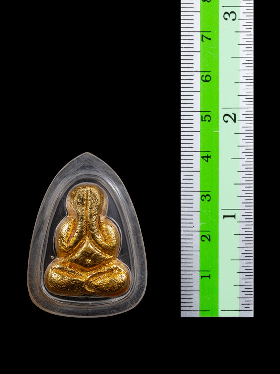 พระปิดตาหลวงปู่หมุน รุ่นเงินไหลมา ฝังตะกรุดปิดทองกรรมการ-1