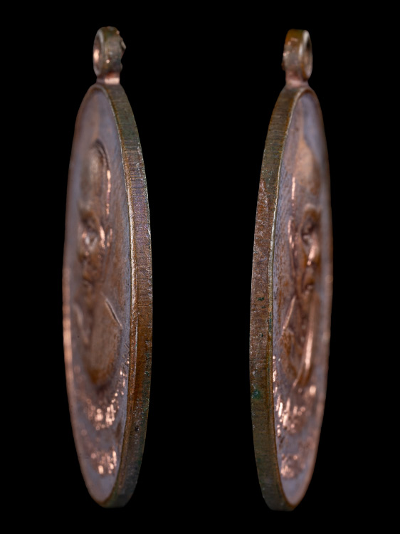 เหรียญหลวงพ่อนอ วัดกลางท่าเรือ-1