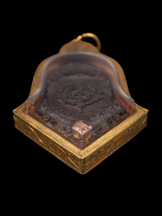 เหรียญหล่อตัดช่อหลวงพ่ออิฏฐ วัดจุฬามณี ปี63 พร้อมเลี่ยมทอง-1