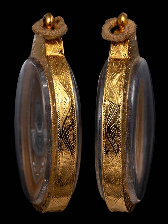 เหรียญหลวงปู่แก้ว เกสาโร วัดละหารไร่ ปี18(วัดแม่น้ำคู้เก่าสร้าง) พร้อมเลี่ยมทอง-1