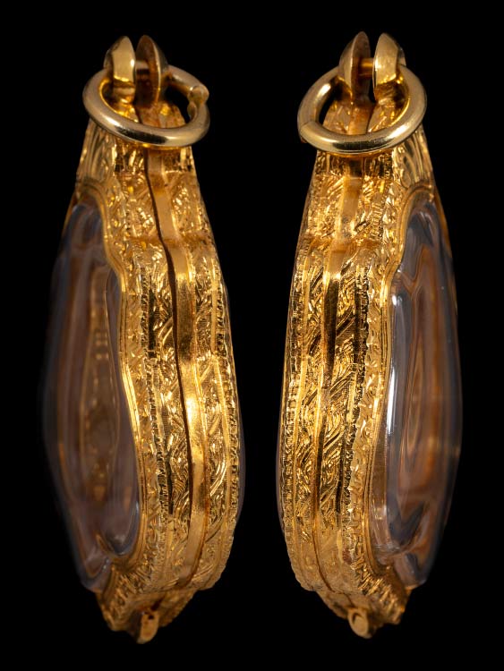 เหรียญหลวงพ่อกวย รุ่น3 หลังยันต์ เนื้อทองแดงกะไหล่ทอง กรรมการ ปี2521 สวยเดิมๆ องค์นี้ฟอร์มประกวด พร้อมตลับทอง1ใบ-1