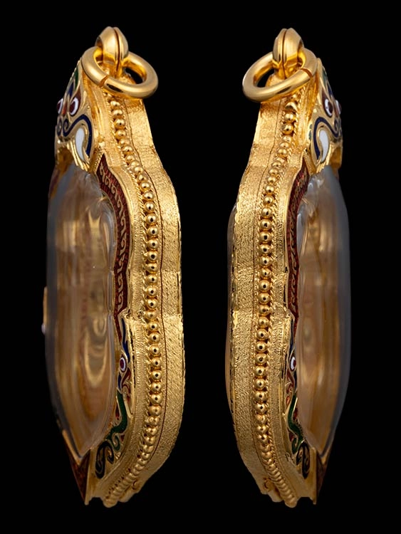 เหรียญพ่อคูณวัดบ้านไร่รุ่นสร้างกุฎิวัดปรกเนื้อทองคำ หายากสภาพสวยปี36(หมายเลข15)พร้อมตลับทองสั่งทำ1ใบหนัก20กว่ากรัม-1