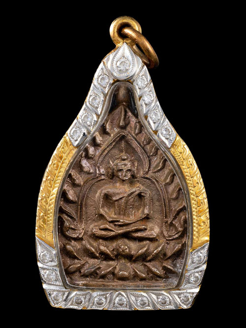 เหรียญเจ้าสัว2 หลวงปู่บุญ วัดกลางบางแก้ว เนื้อทองแดง พร้อมเลี่ยมทองสั่งทำอย่างดี