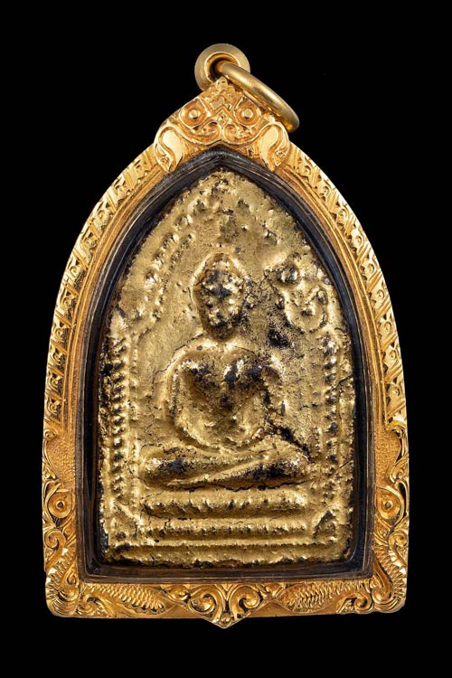 พระขุนแผนเสด็จกลับ ลป.สุภา วัดสีลสุภา พิมพ์ใหญ่เนื้อผงดำปิดทอง ปี2506 เลี่ยมทอง