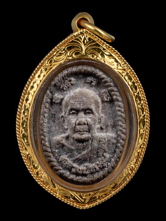 พระผงดวงเศรษฐีลป.หมุนหลังยันต์แดงกรรมการปี43สวยแชมป์โซนนิยมเลี่ยมทองอย่างดี