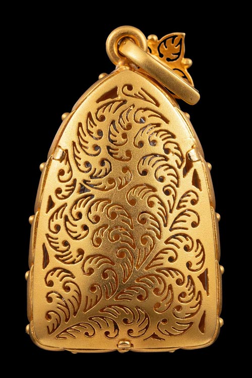 พระกริ่งหลวงพ่อโสธร เนื้อทองคำพ่นทรายพิมพ์เล็กพร้อมตลับทองสั่งทำ1ใบหนักเกือบ2บาท-1