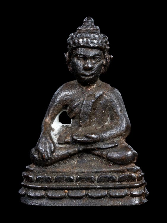 พระชัยวัฒน์ชนิบัญชรรุ่นแรกลป.ทิมวัดละหารไร่เนื้อนวะโลหะพร้อมกล่องเดิมสภาพสวย-1