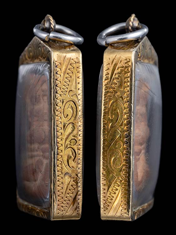 พระหลวงพ่อปาน วัดบางนมโค พิมพ์ทรงนก เลี่ยมทอง (สภาพผงเดิมหลุด) ราคาประหยัด-1