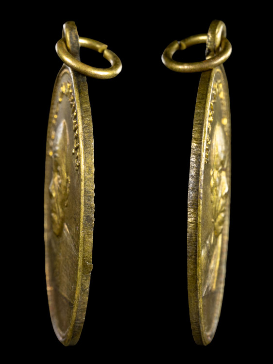 เหรียญหลวงพ่อสด ออกวัดเขาพระ จ.เพชรบุรี หลวงพ่อแดงวัดเขาบันไดอิฐปลุกเสก-1