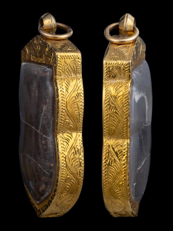 เหรียญหลวงพ่อเอีย วัดบ้านด่าน เนื้อทองแดง รุ่น3 ปี2510 พร้อมเลี่ยมทอง-1