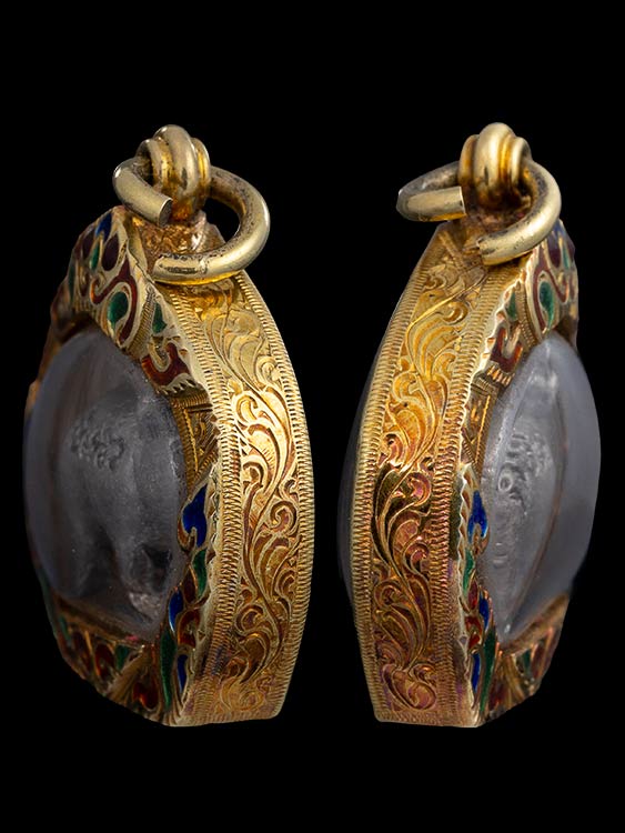 หมูหลวงพ่อสาคร วัดหนองกรับ รุ่นแรก เนื้อเงิน ปี2530 พร้อมเลี่ยมทองลงยาสี-1