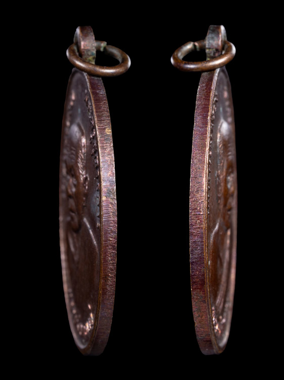 เหรียญหลวงพ่อทองอยู่ วัดหนองพะอง ปี19-1