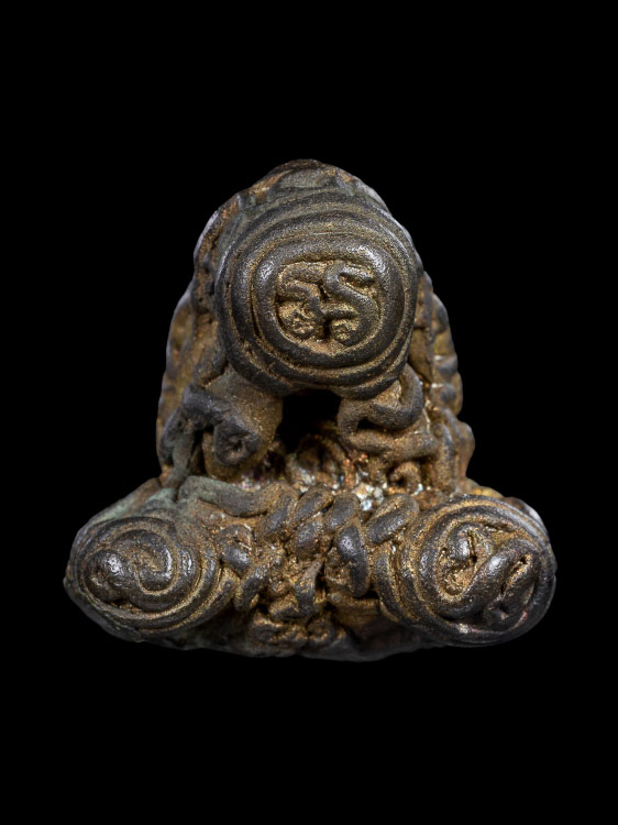 พระปิดตานะทรหด หลวงปู่กาหลง วัดเขาแหลม ปี49