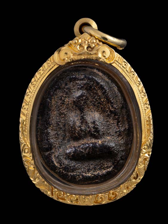 พระปิดตาหลวงพ่อผุด วัดวังเวียน จ.จันทบุรี พร้อมเลี่ยมทอง